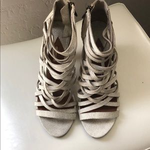 Off white summer sandals!